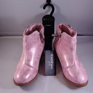 BRAND NEW BEBE GIRLS PINK METALLIC BOOTS